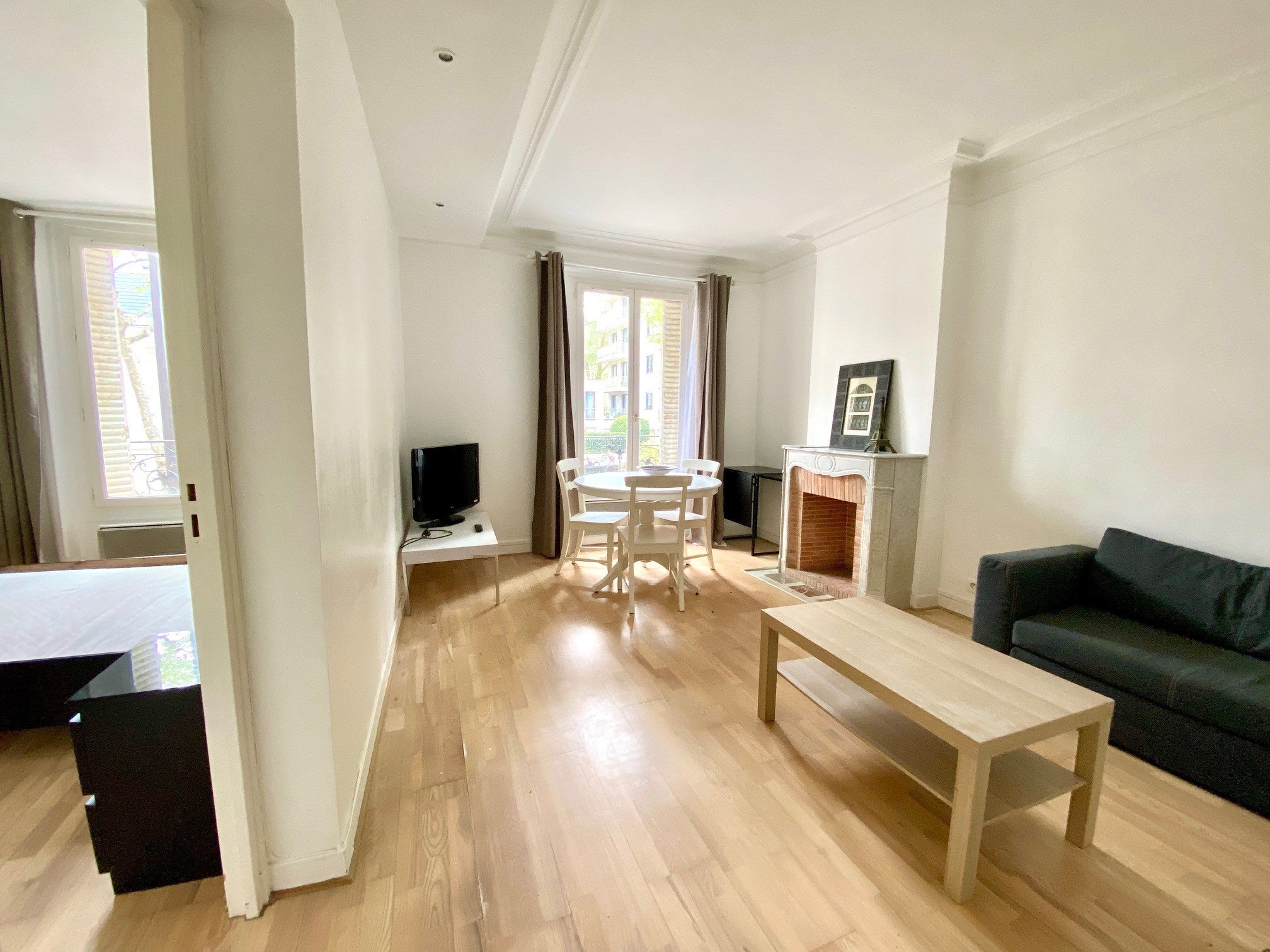 Flat Rue de Chézy in Neuilly-sur-Seine