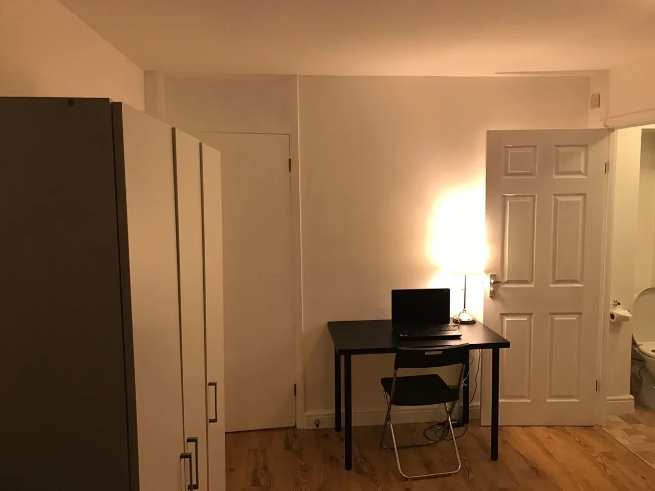 Room Long Lane in Borough of Spelthorne