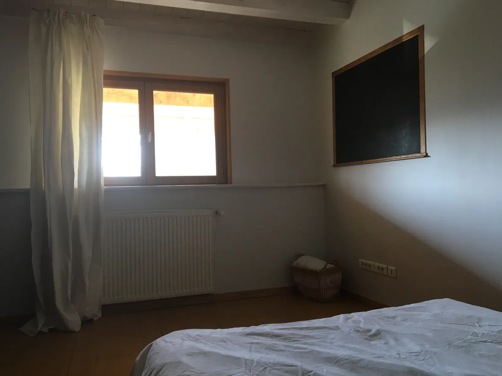 Room Montée des Devins in Thusy