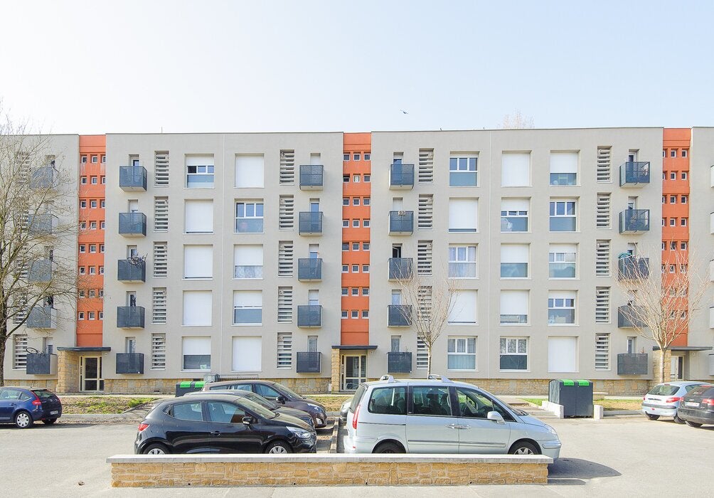 Flat Rue Charles Péguy in Charleville-Mézières