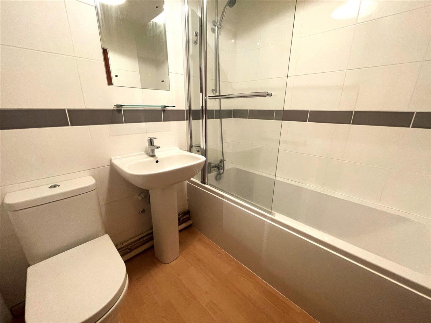 Flat Lysons Road in Rushmoor