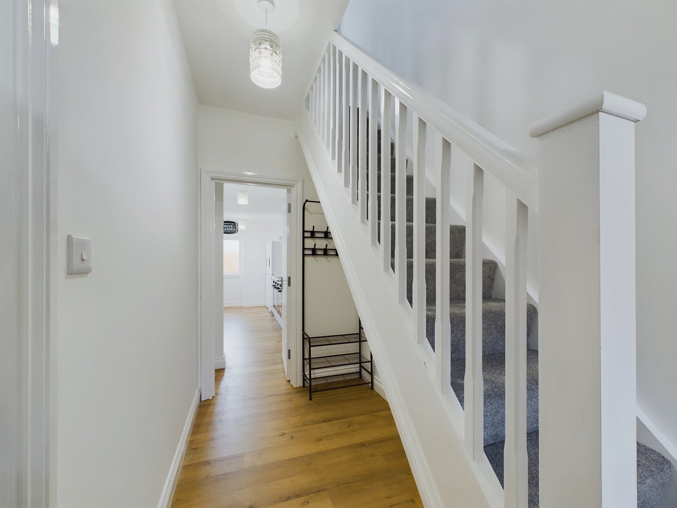 Flat Cooksley Road in Bristol