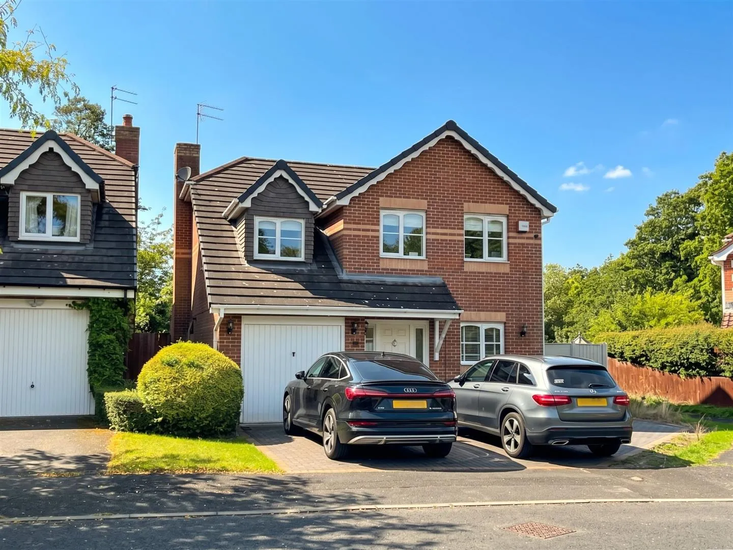 House Jack Brady Close in Manchester