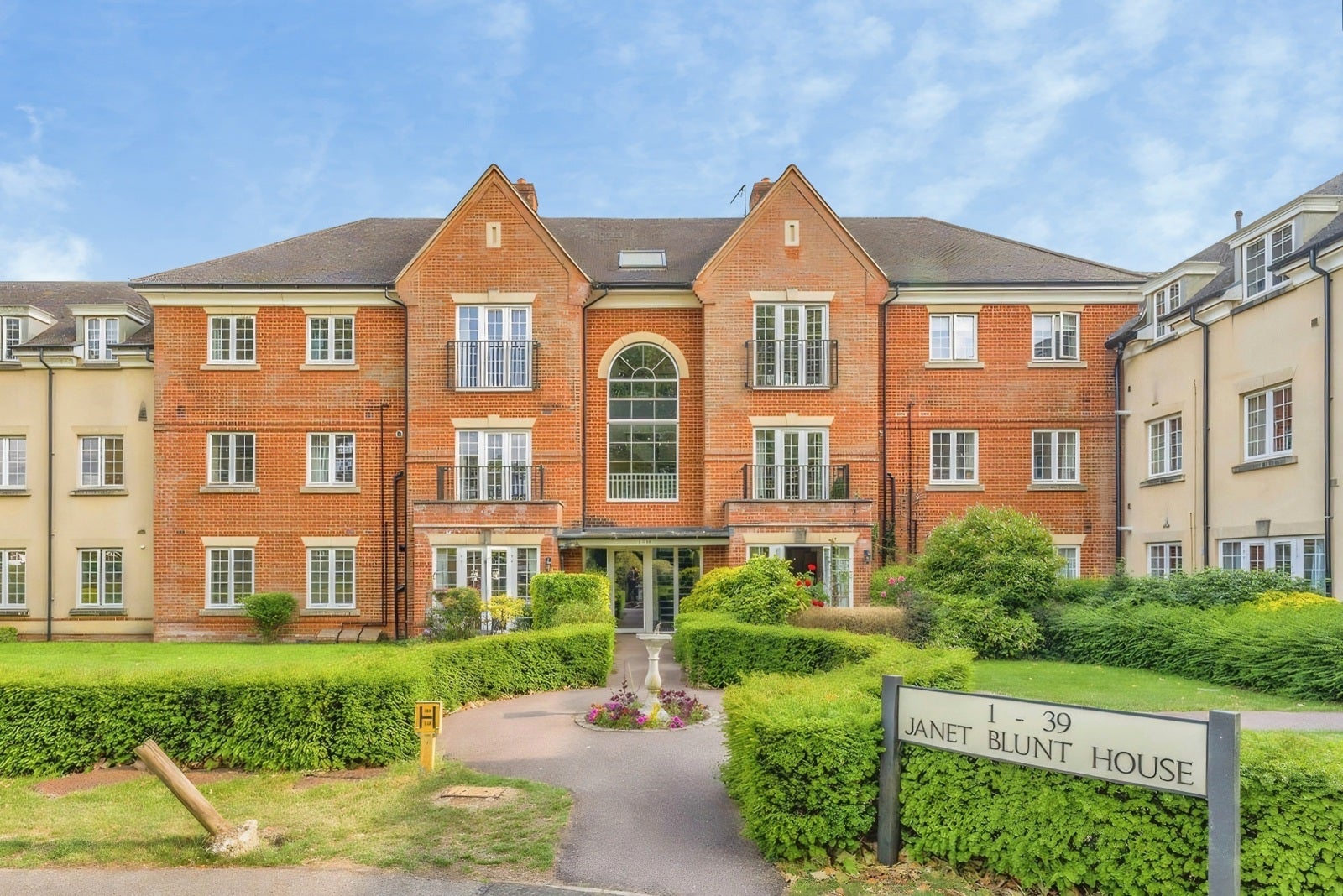 Flat Greenhill in Cherwell District