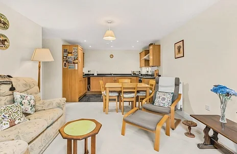 Flat Greenhill in Cherwell District