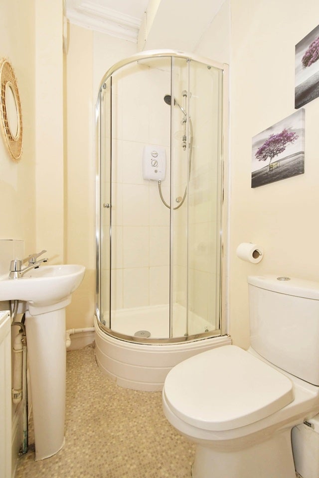 Room Ruskin Road in Crewe