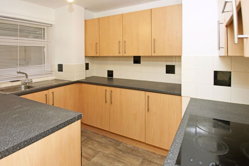 Flat Park Avenue in Madeley