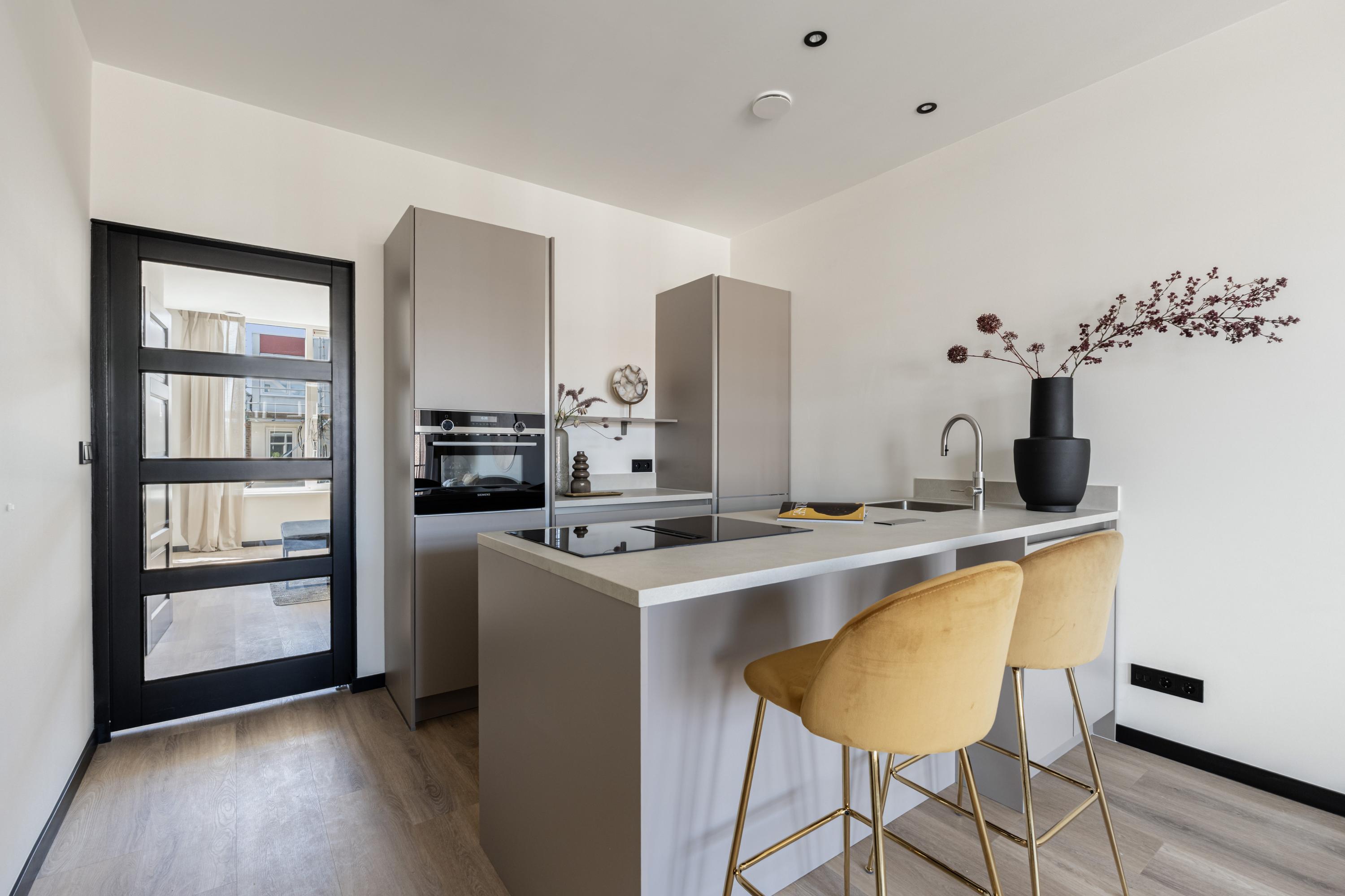 Appartement Schiedamseweg 114 A 03 in Rotterdam