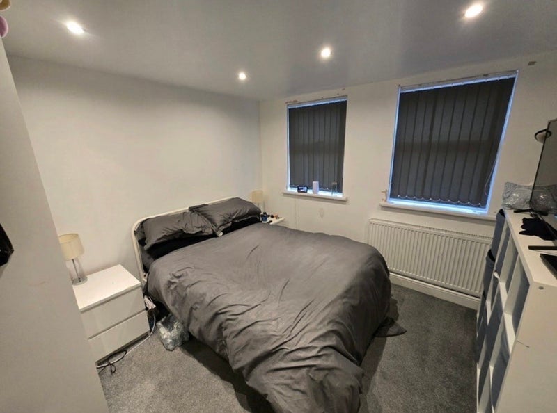 Room Roehampton Vale in Greater London