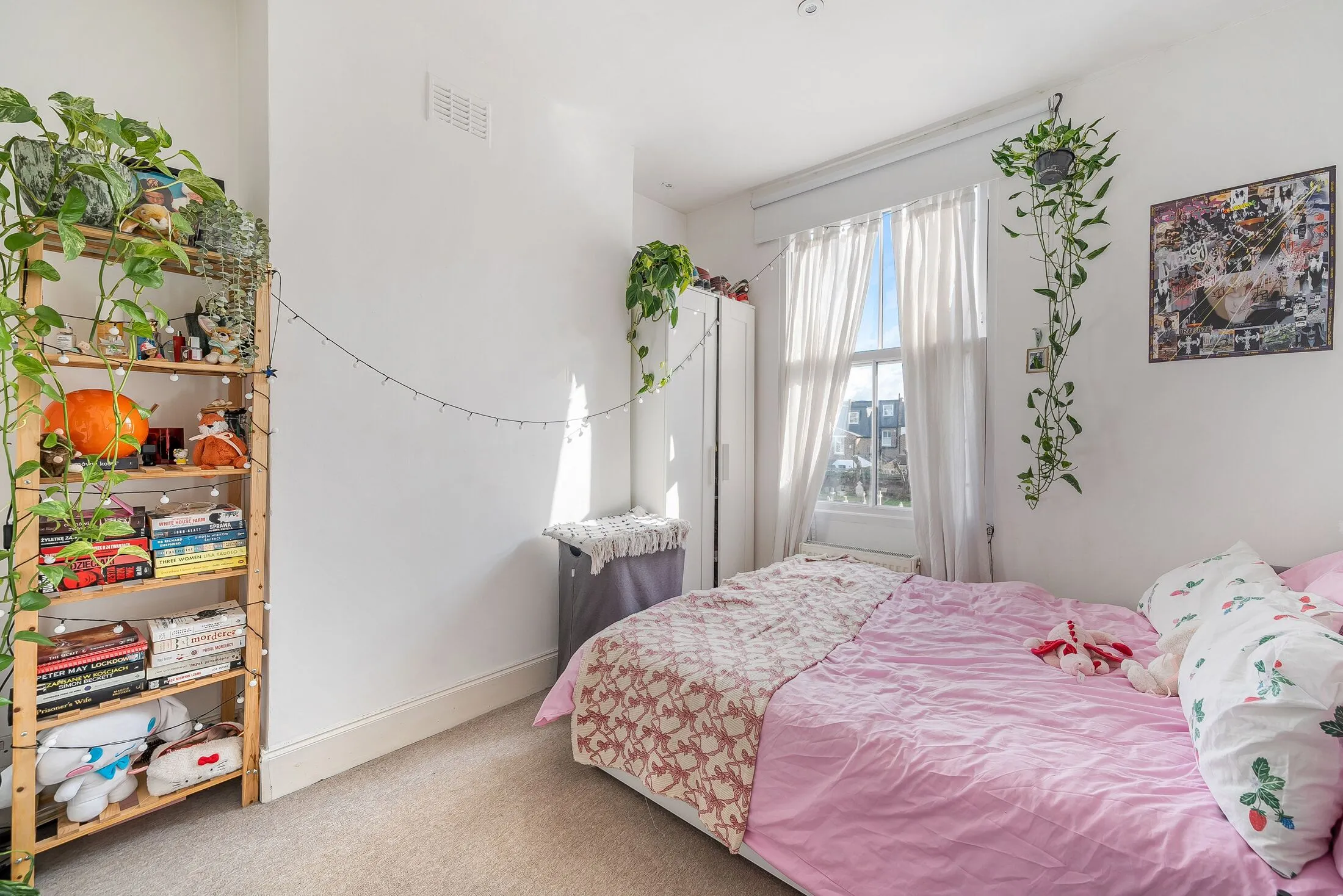 House Estcourt Road in Greater London
