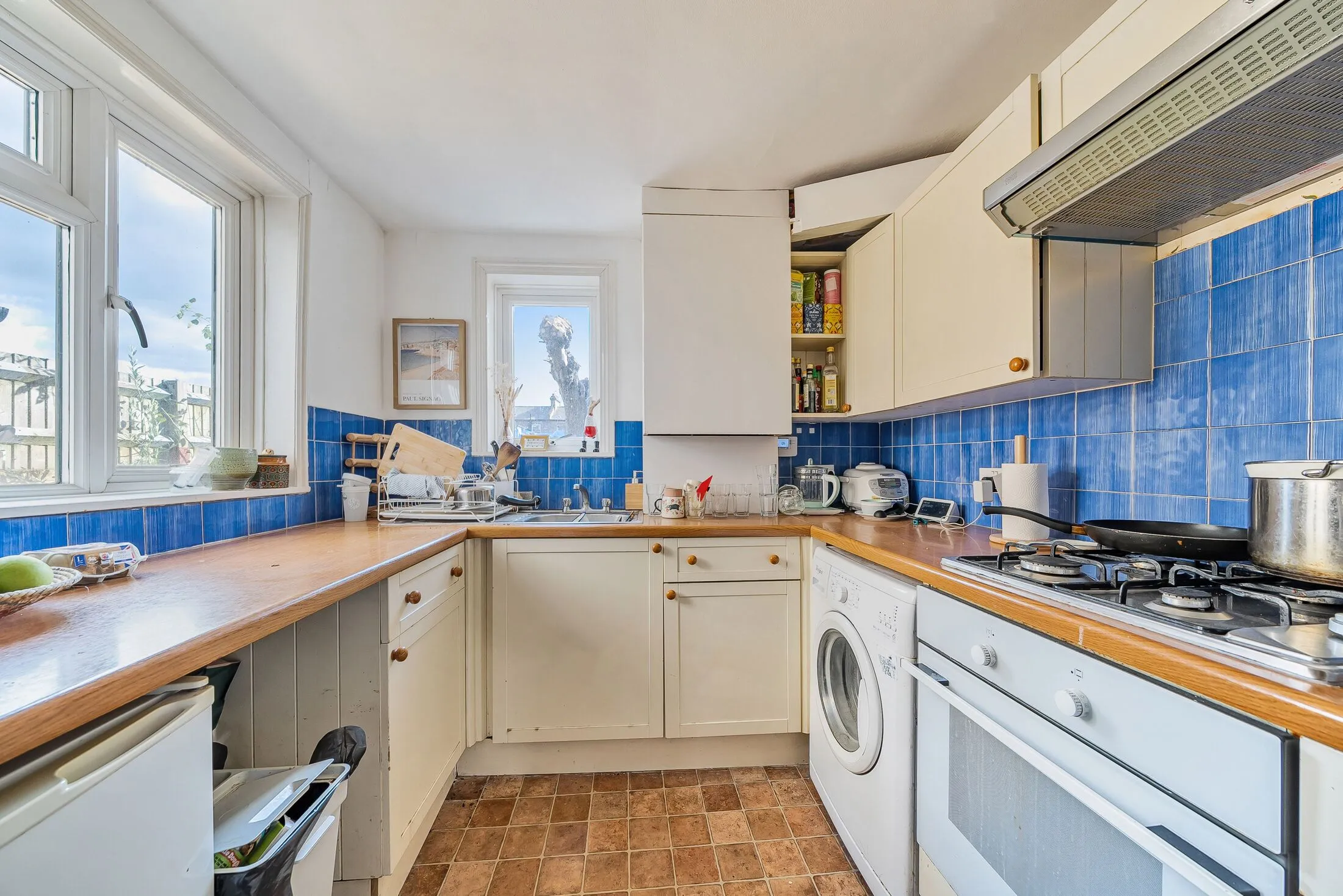 House Estcourt Road in Greater London