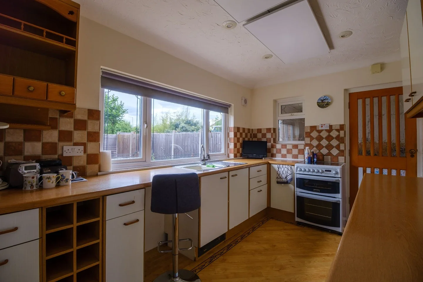 House Ryehill Close in Isham