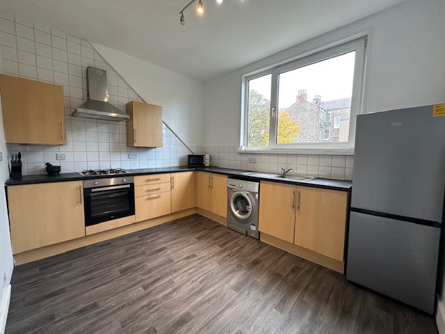 Flat Ashvale Place in Aberdeen City