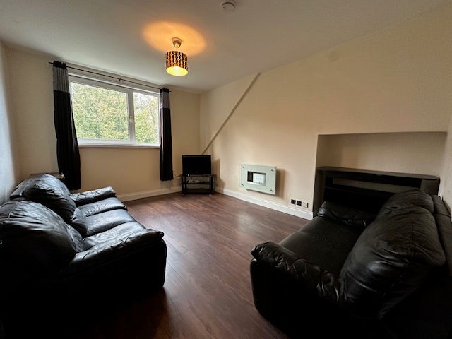 Flat Ashvale Place in Aberdeen City