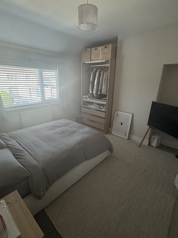 Room Hill View Road in Bristol