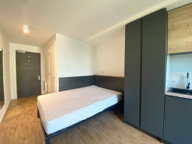 Room Park Place in Cardiff