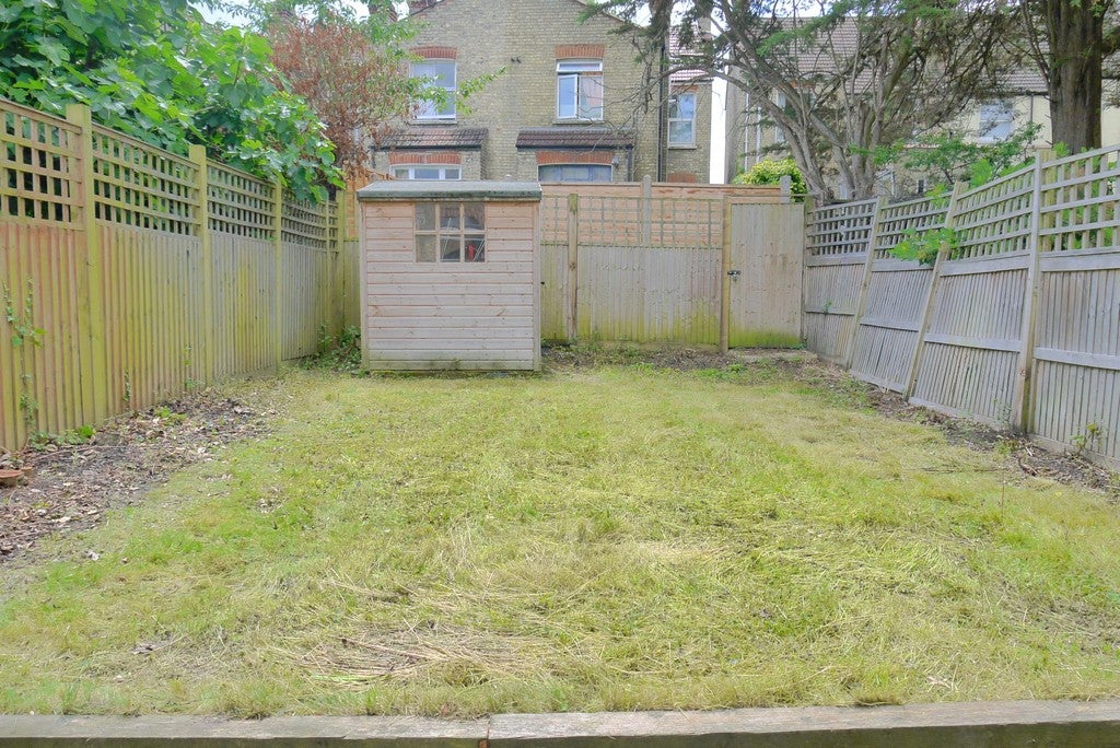 House Maidstone Road in Greater London