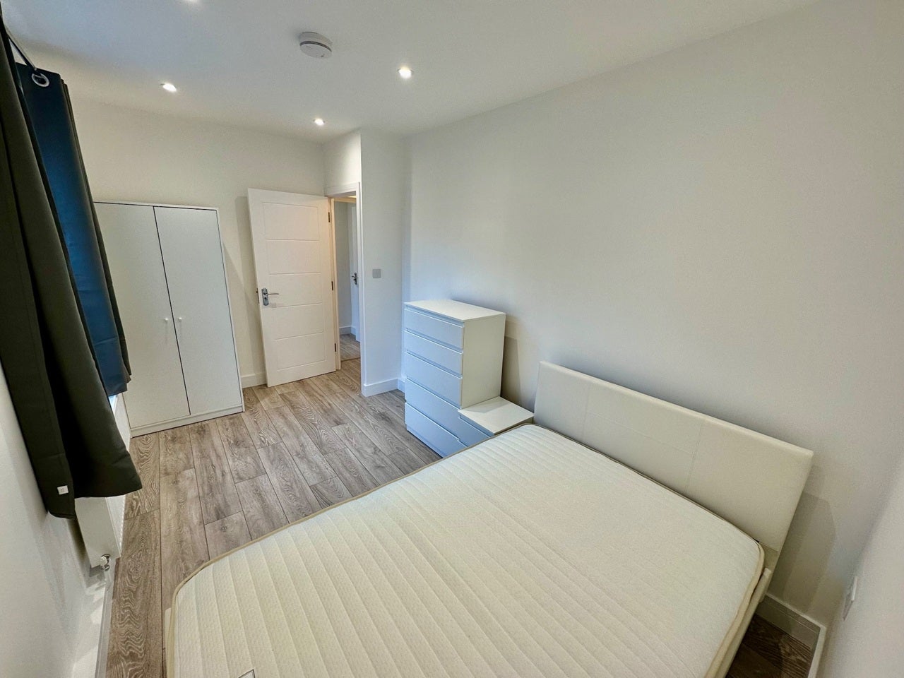Room Portland Avenue in Greater London