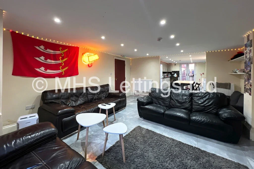 Flat Ebberston Place in Leeds