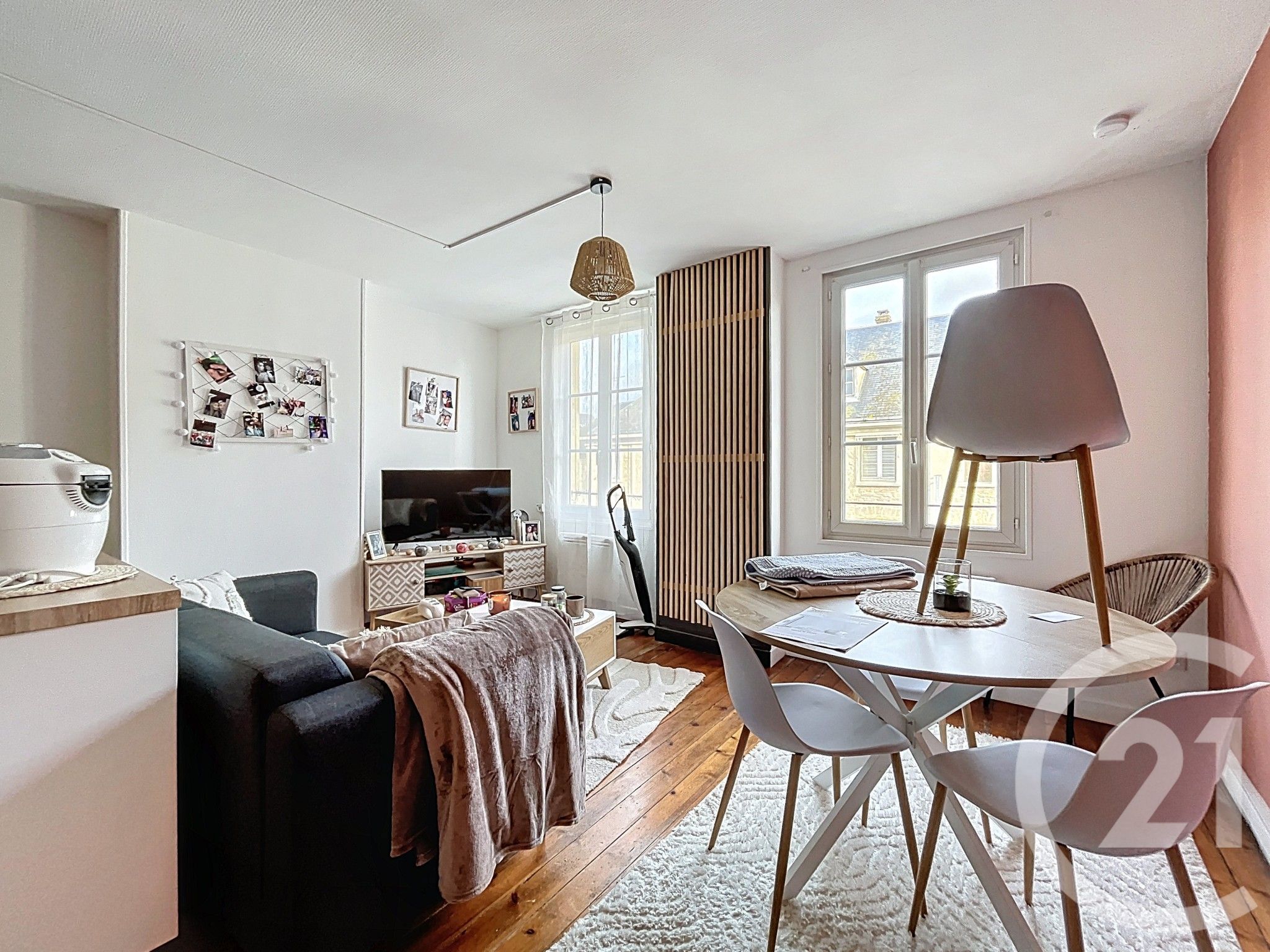 Appartement Place du Canada à Trun