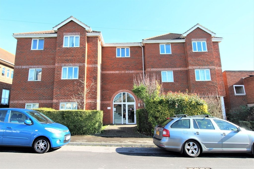 Flat Sixth Avenue in Portsmouth