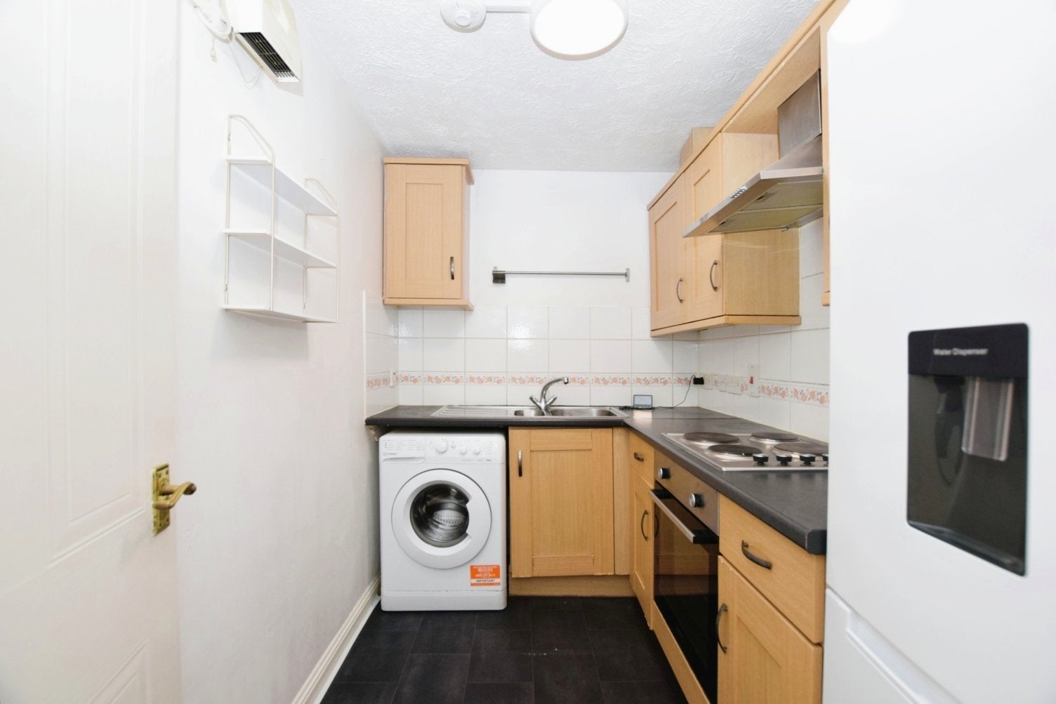 Flat Stubbs Drive in Greater London
