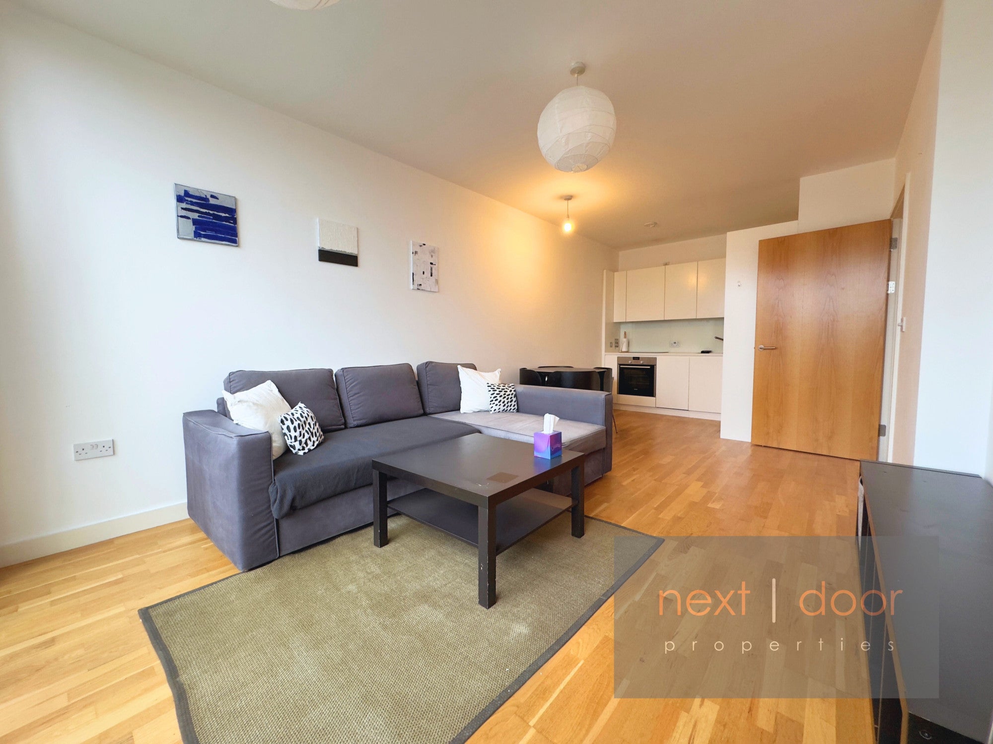 Flat Amelia Street in Greater London