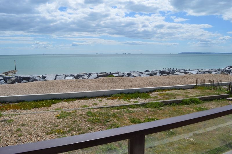 Flat Southwood Road in Hayling Island