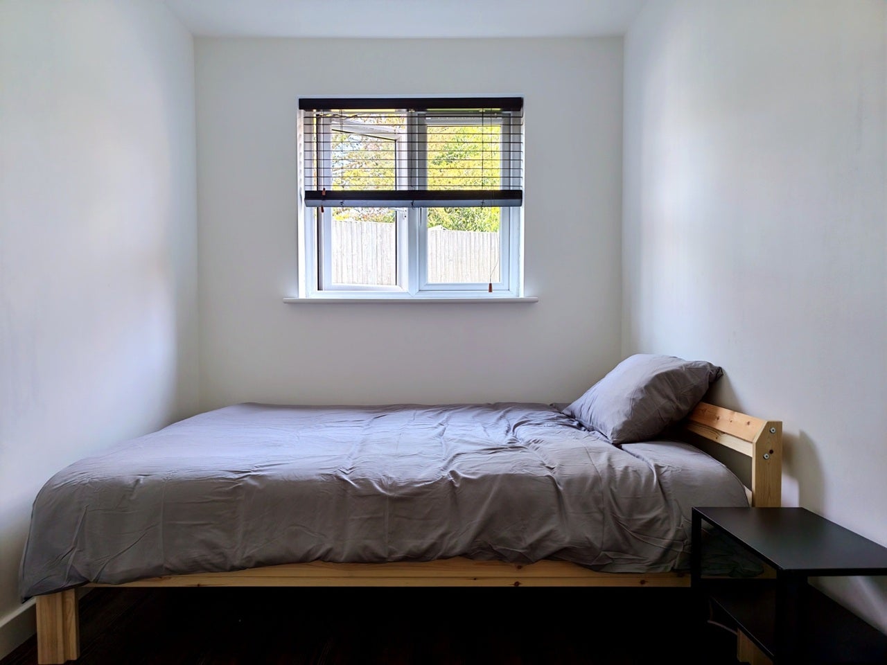 Room Footscray Road in Greater London