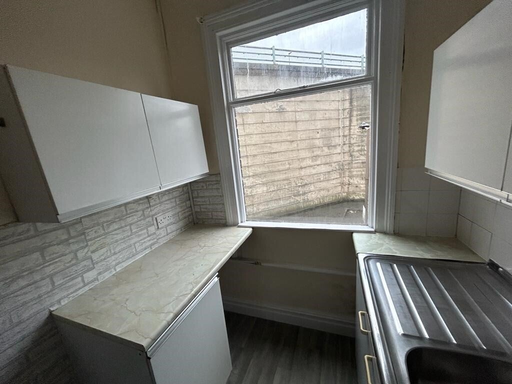 Flat Brinsworth Road in Rotherham