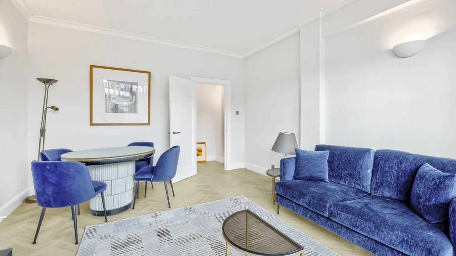 Flat Curzon Street in City of Westminster