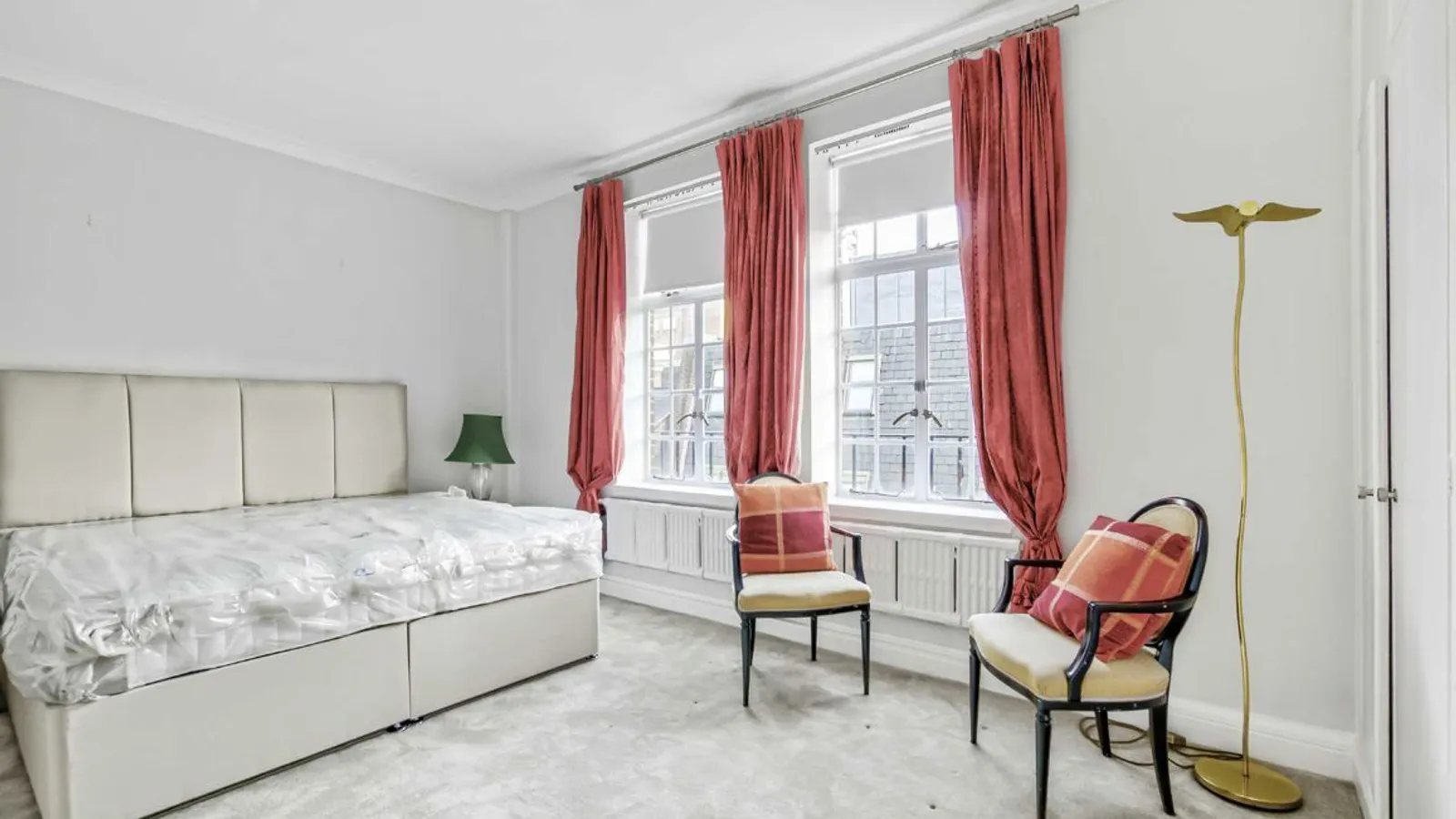 Flat Curzon Street in City of Westminster