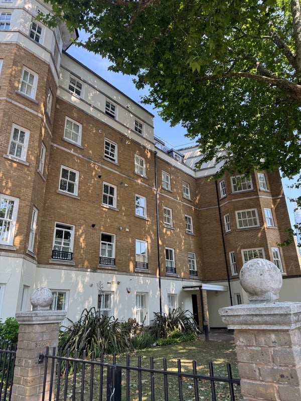 Room Brockham Street in Greater London