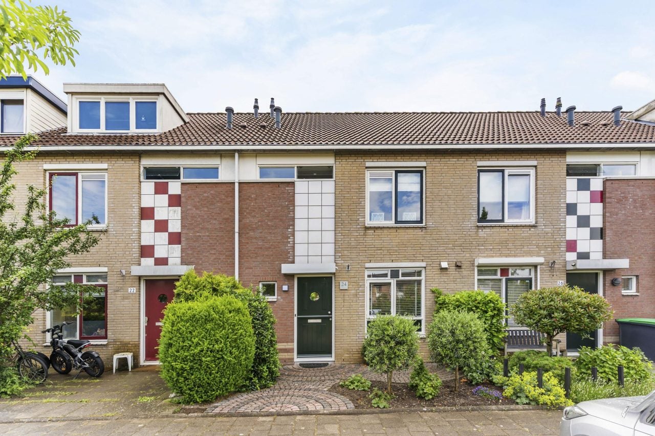 Huis Bartokplantsoen 24 in Barendrecht