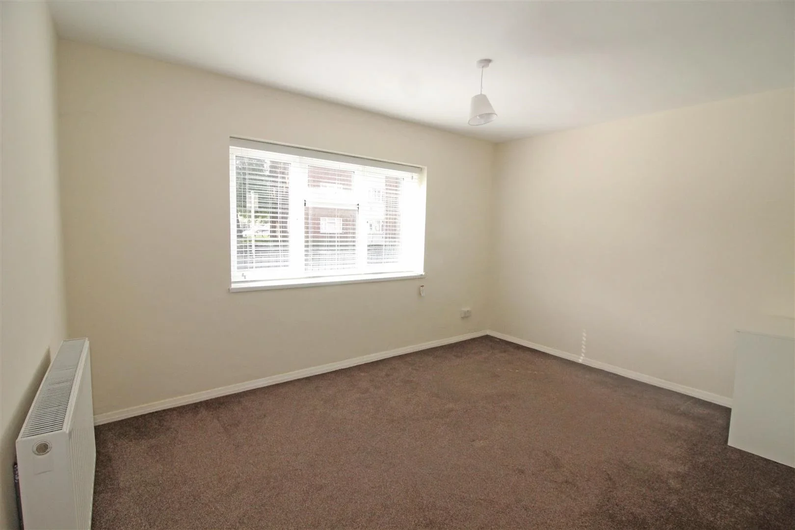 Flat Cathays Terrace in Cardiff
