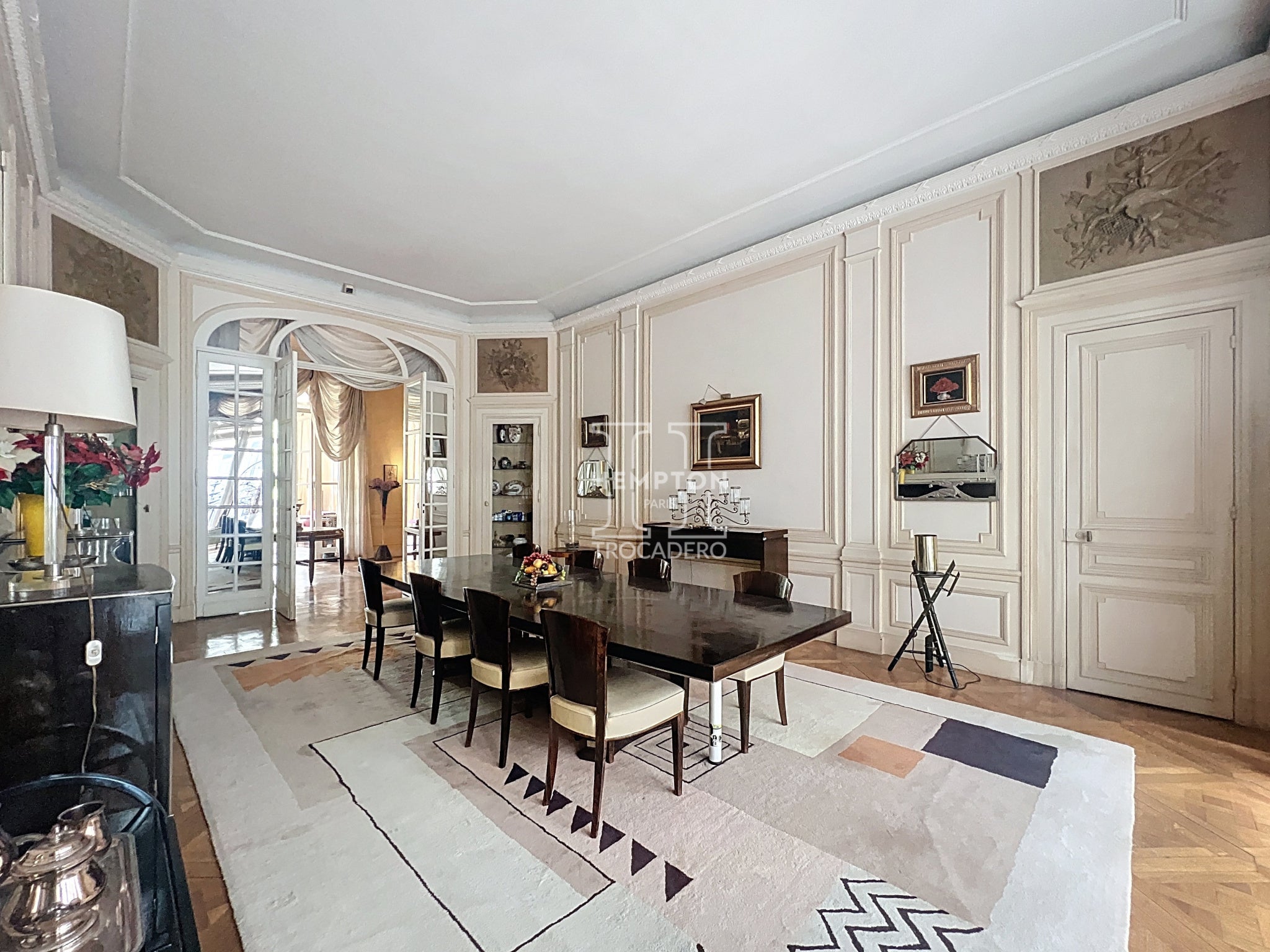 Appartement Route de La Muette à Neuilly à Paris