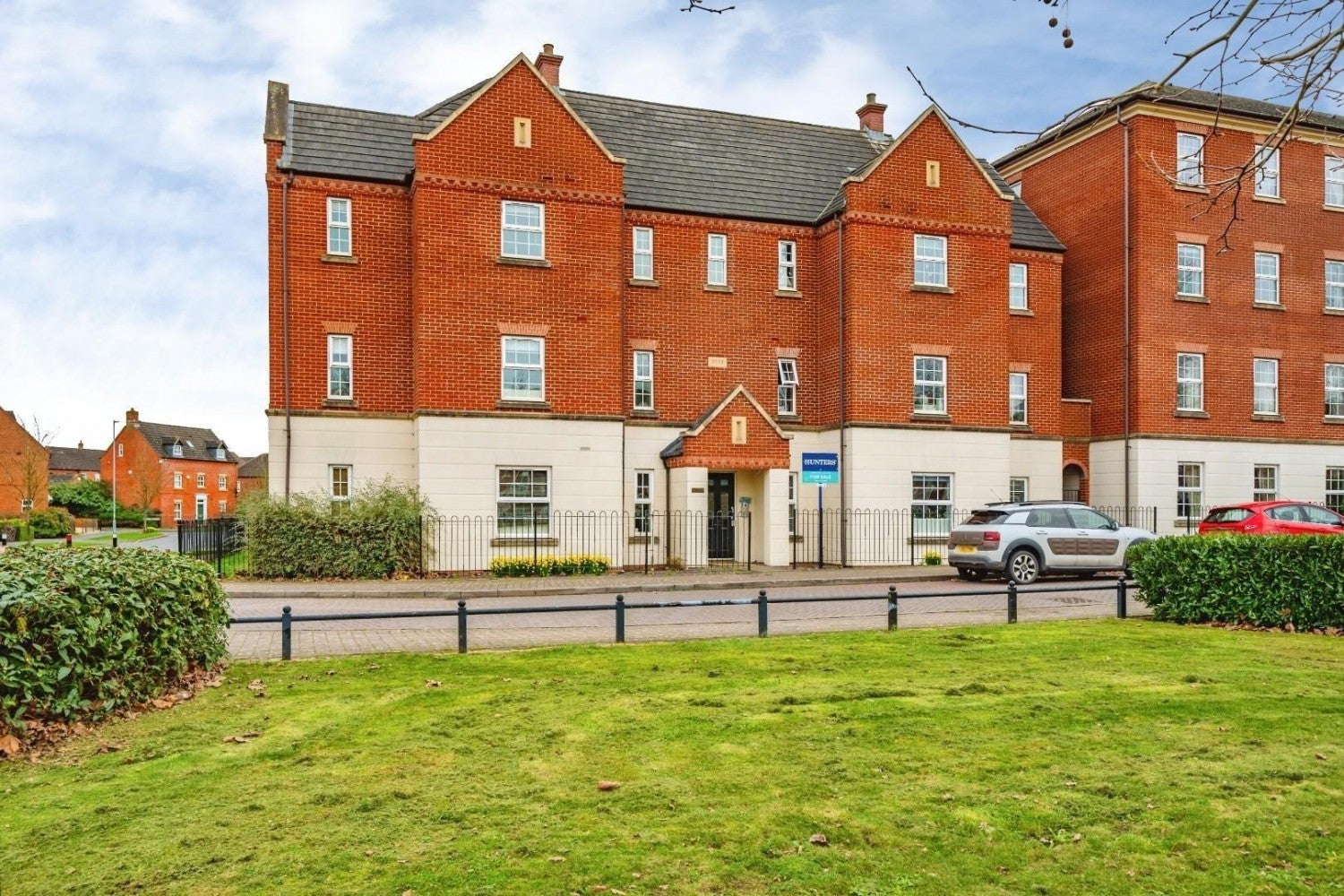 Flat Deykin Road in Lichfield