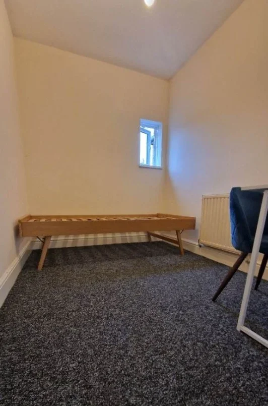 Room Goodmayes Lane in Greater London
