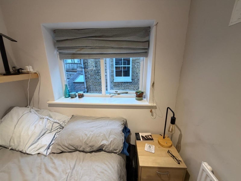 Room Sherbrooke Road in Greater London