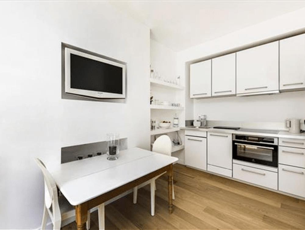 Flat Hopkinsons' Place in Greater London