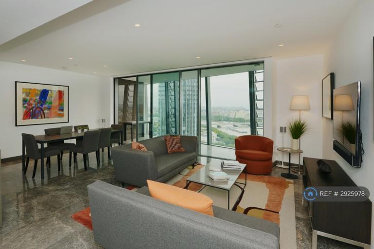 Flat Blackfriars Road in Greater London