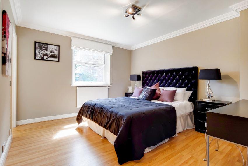 Flat Queen's Grove in Greater London