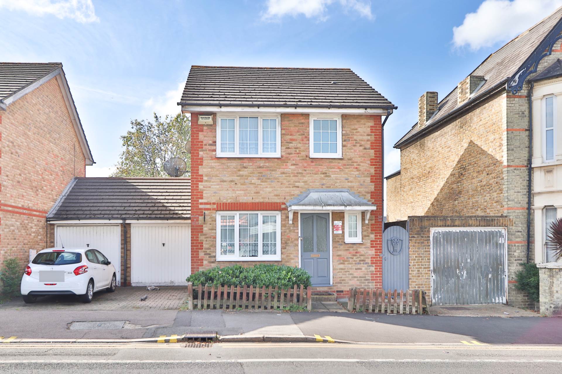 House Kingston Road in Greater London