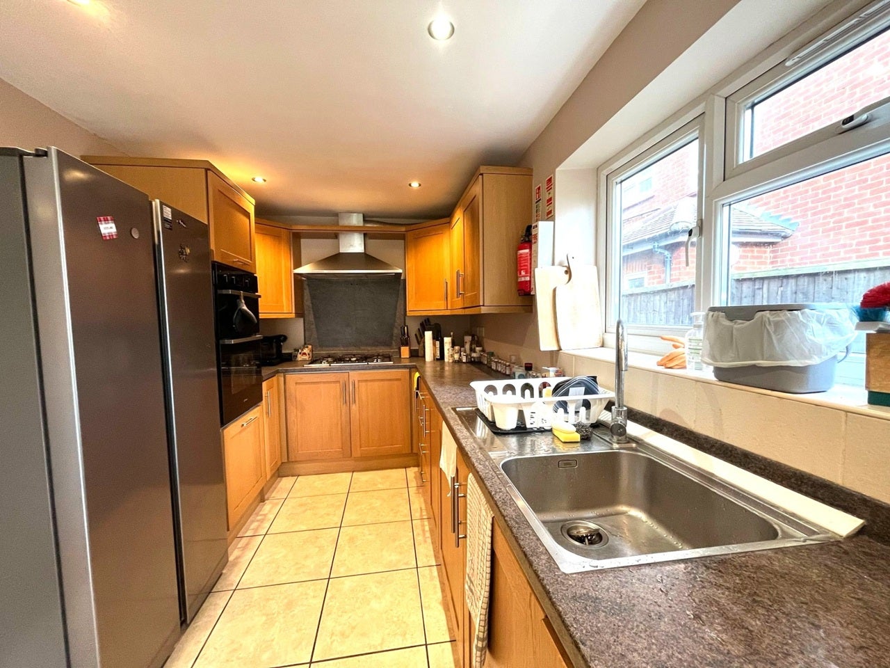 Room Robinson Road in Greater London