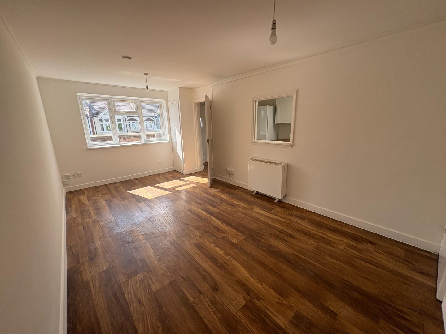 Flat Moyser Road in Greater London