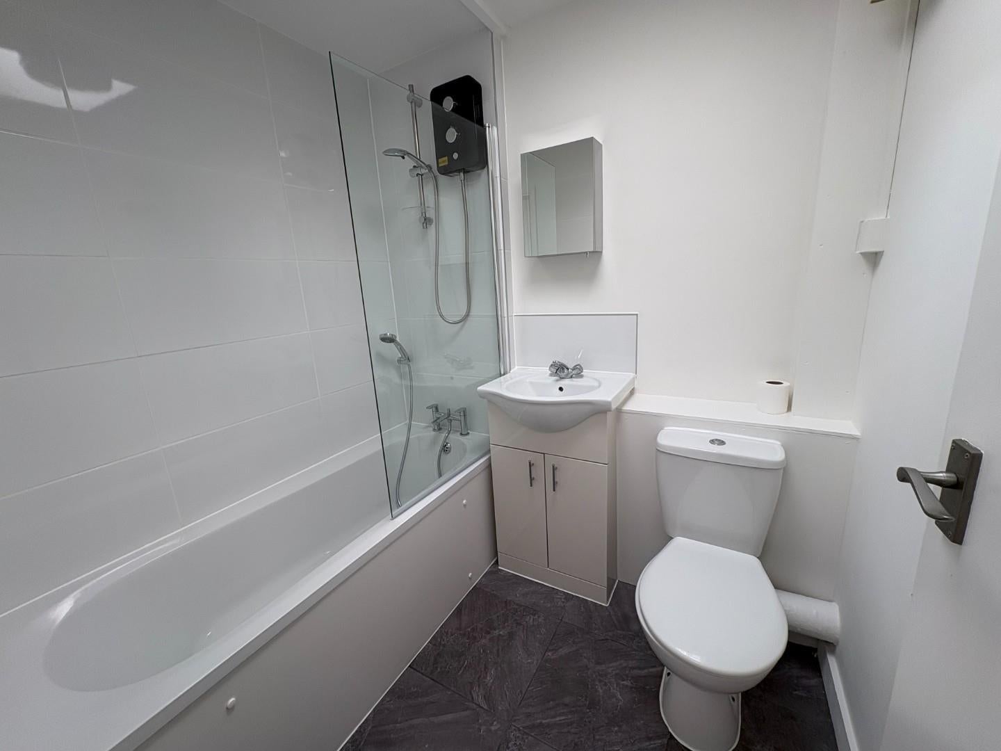 Flat Moyser Road in Greater London