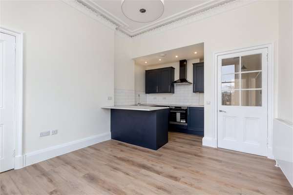 Flat Belhaven Terrace in City of Edinburgh
