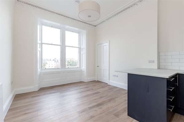 Flat Belhaven Terrace in City of Edinburgh