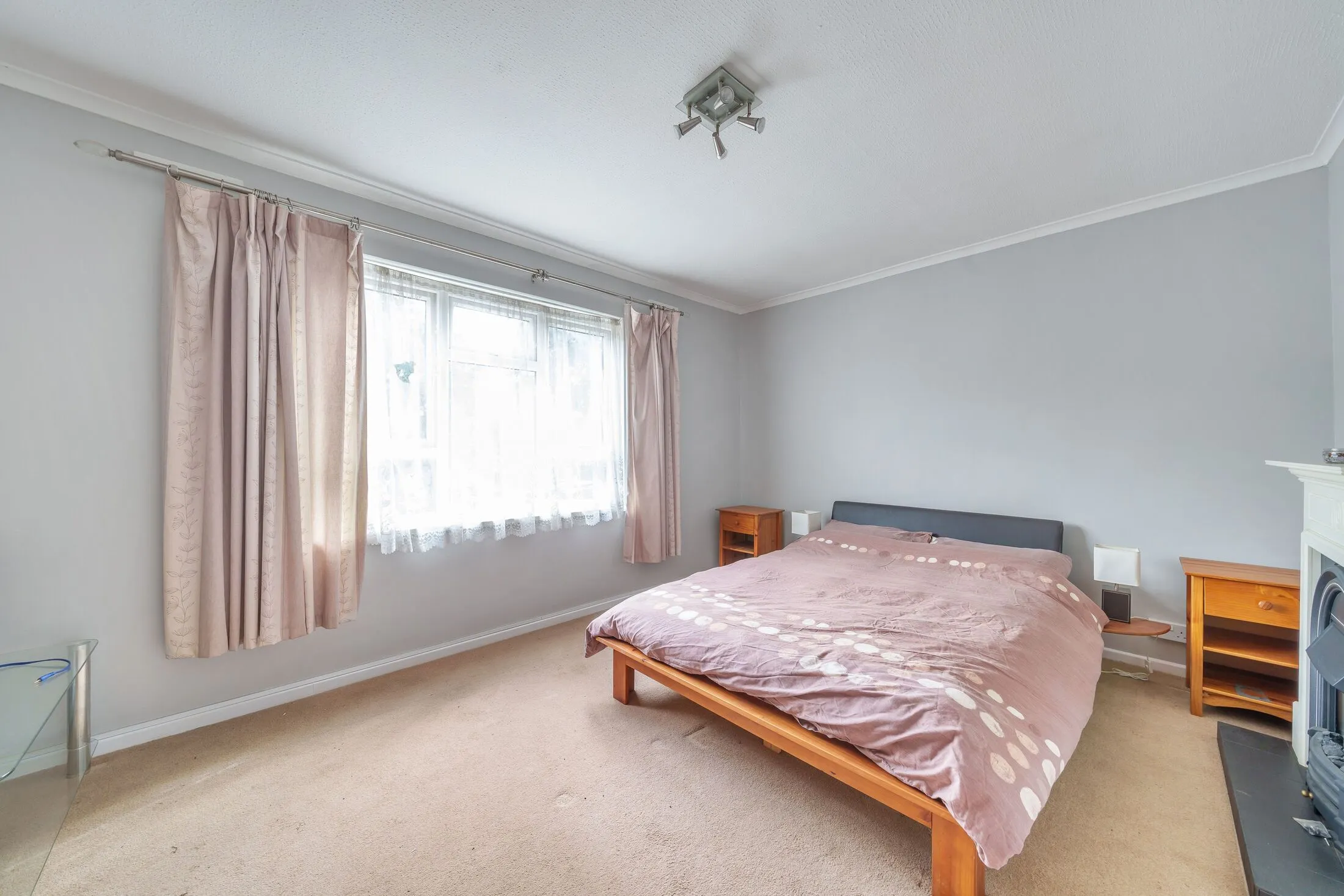 Flat Abbotsleigh Close in Greater London