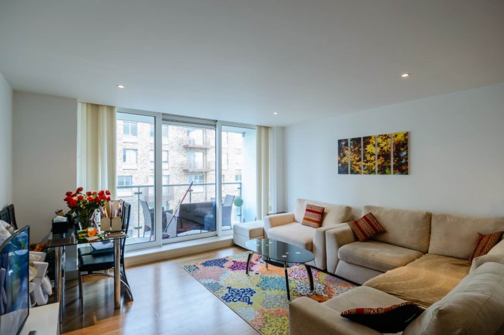 Flat Albert Basin Way in Greater London
